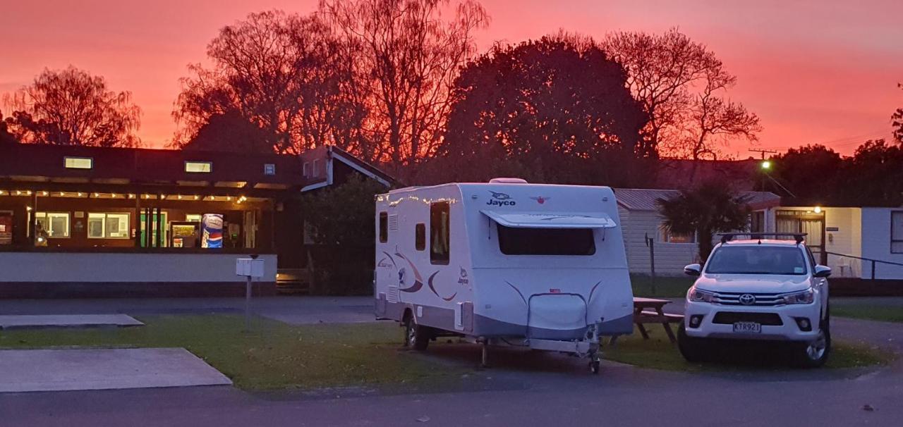 Whanganui River Top 10 Holiday Park Esterno foto